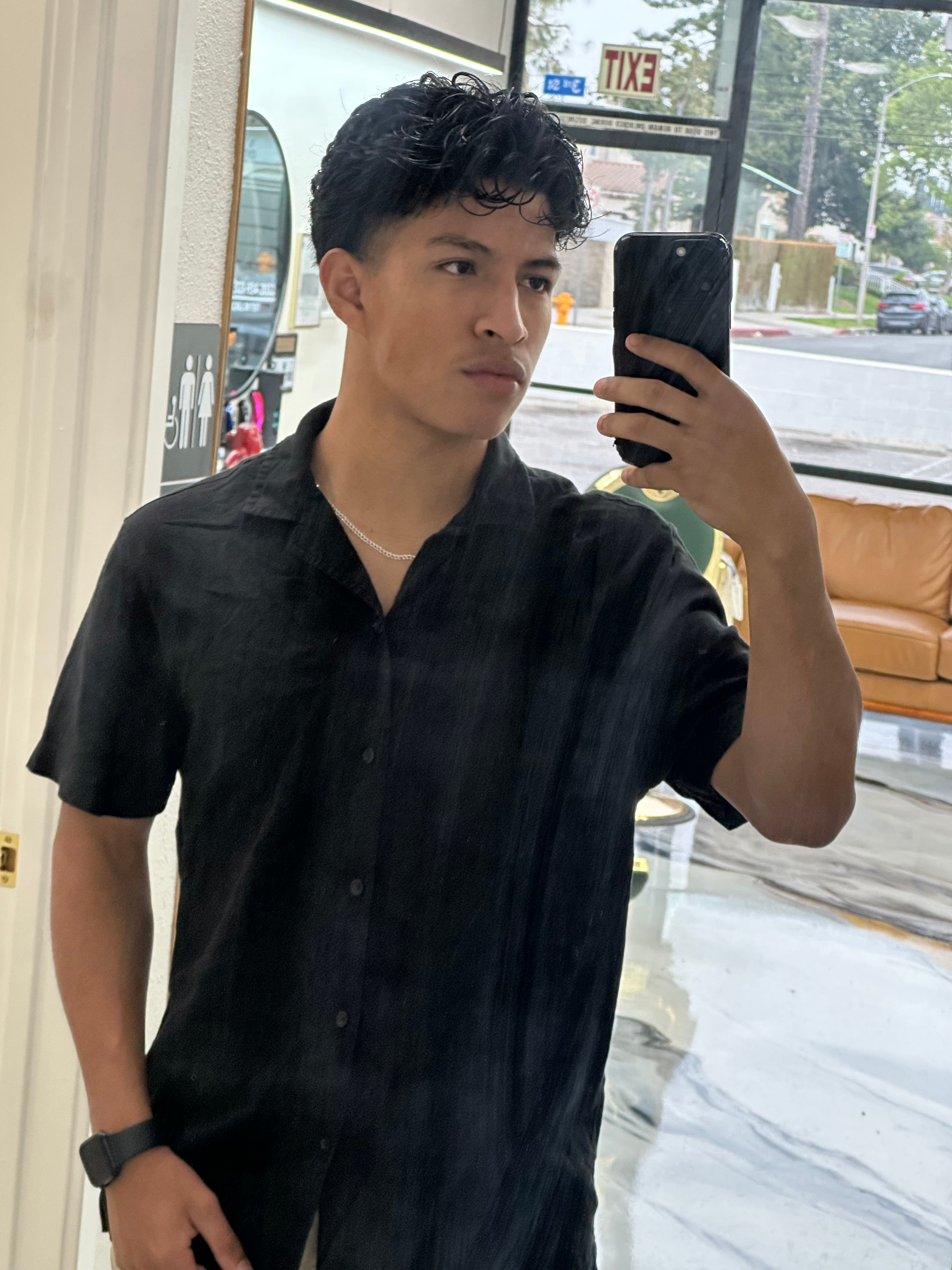 Fernando - Professional Barber at Luxury Cuts 1